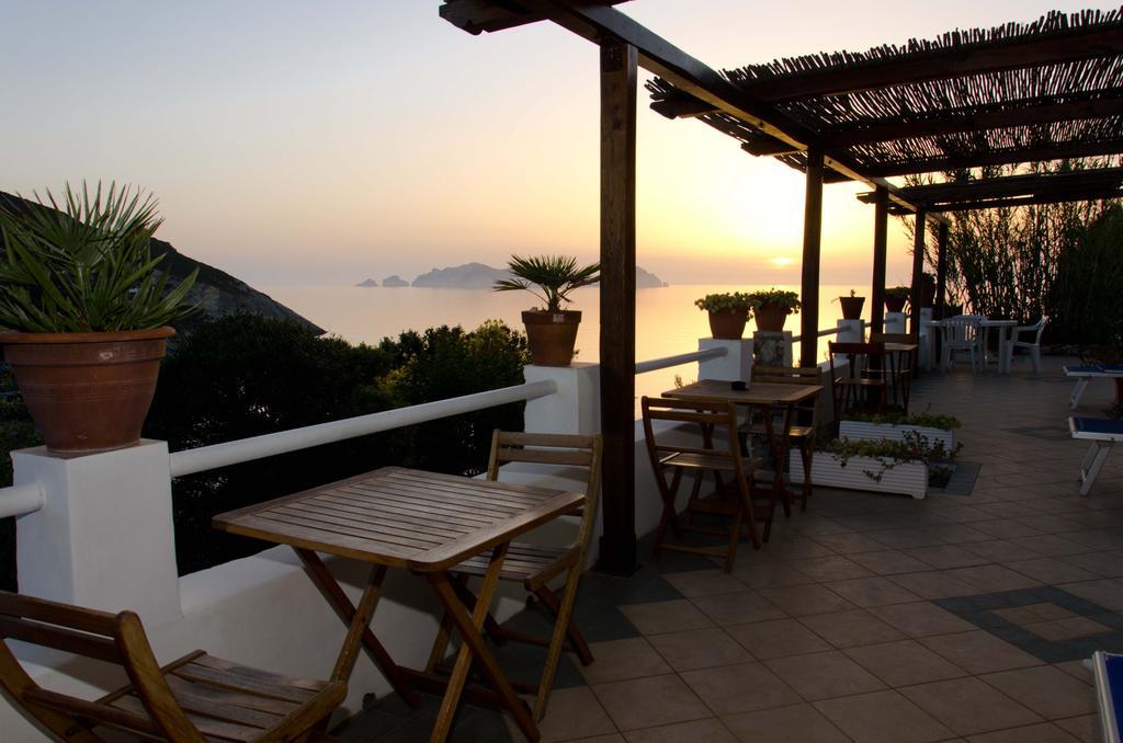 Sunset Village Ponza Room photo